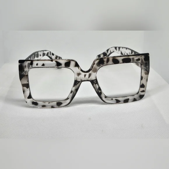 Leopard Print Glasses - Picture 6 of 6